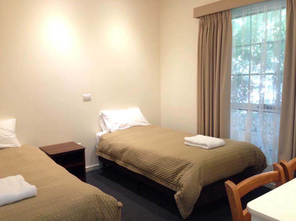 Bright Avenue Motor Inn Extérieur photo